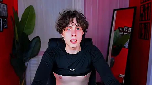 Snapshot of Keith_Erickson chatting on February 12, 2:45 pm Keith Erickson online show from February 12, 2:45 pm