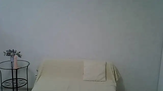 Snapshot of Opaldream chatting on June 10, 6:07 pm Opaldream online show from June 10, 6:07 pm