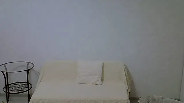 Snapshot of Opaldream chatting on August 1, 9:35 pm Opaldream online show from August 1, 9:35 pm