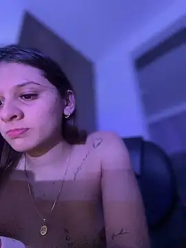 alison parkerr26 online show from March 10, 4:06 am