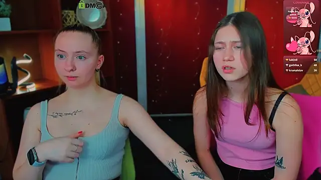 Snapshot of arianaa_cat chatting on March 14, 9:37 am arianaa cat online show from March 14, 9:37 am