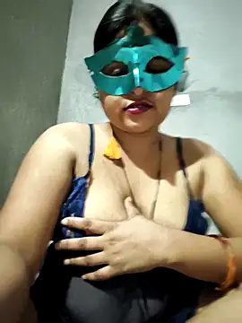 Snapshot of Sexy_khushi19 chatting on May 13, 11:07 am Sexy khushi19 online show from May 13, 11:07 am