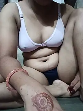 Annuhot143 online show from August 3, 5:39 am