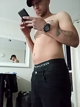 XXXJUSTINOXXX online show from March 23, 6:50 am