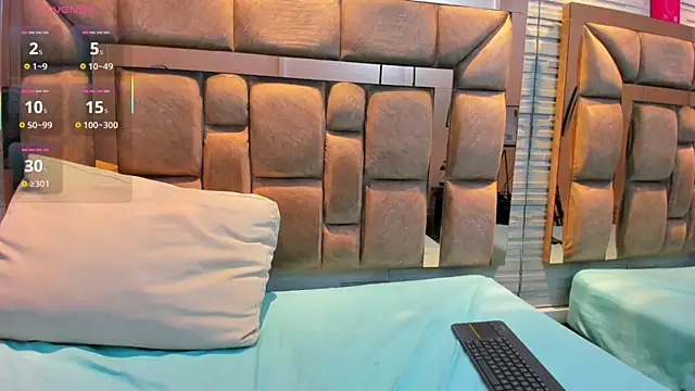 rebecca ponce  online show from March 7, 3:31 pm