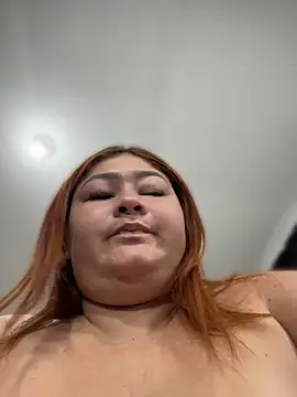 Snapshot of Rouse-Antonella_ chatting on May 21, 7:26 am Rouse-Antonella online show from May 21, 7:26 am