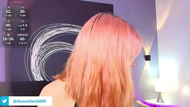 AlannaViera online show from June 4, 3:01 am