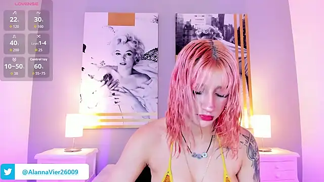AlannaViera online show from June 25, 11:48 am