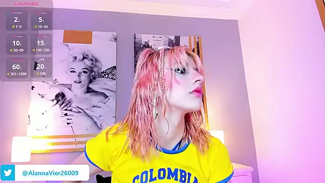 AlannaViera online show from July 3, 11:49 am