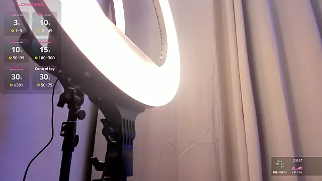 Lucia velez online show from February 18, 2:18 am