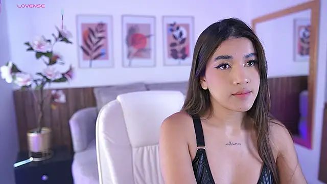 IvyGrabes online show from March 14, 7:08 pm