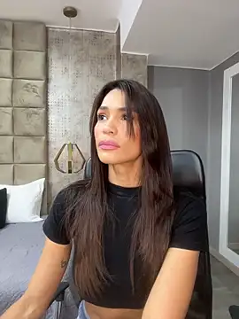 Snapshot of SofiaRivero chatting on May 20, 3:29 pm SofiaRivero online show from May 20, 3:29 pm