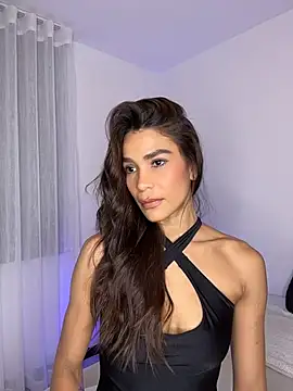 Snapshot of SofiaRivero chatting on June 7, 10:35 pm SofiaRivero online show from June 7, 10:35 pm