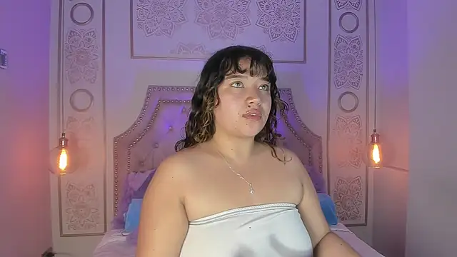 Snapshot of Honny_Blaice_ chatting on June 4, 11:49 am Honny Blaice online show from June 4, 11:49 am
