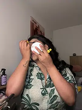 Snapshot of moonhelen chatting on March 11, 11:33 pm moonhelen online show from March 11, 11:33 pm