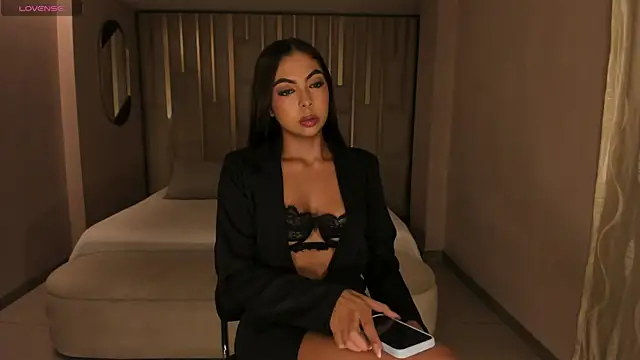 OrianaFontaine online show from March 16, 7:51 pm