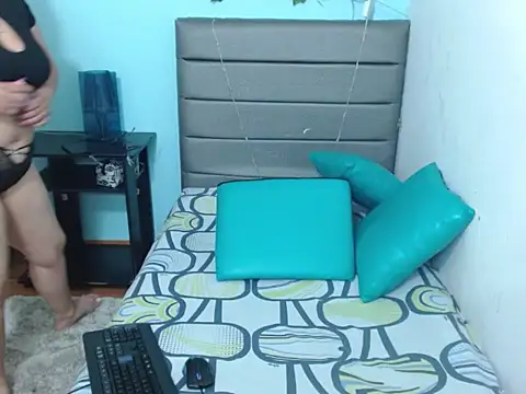 cristensmith707rs online show from February 17, 7:31 pm