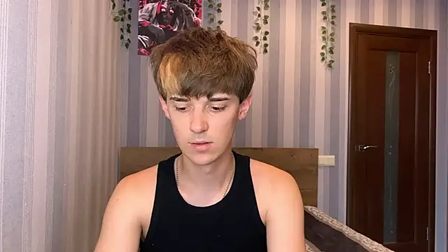 Sweet Dude online show from August 4, 3:25 pm