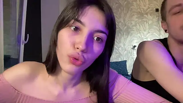 sweetiepipe online show from March 7, 2:19 am