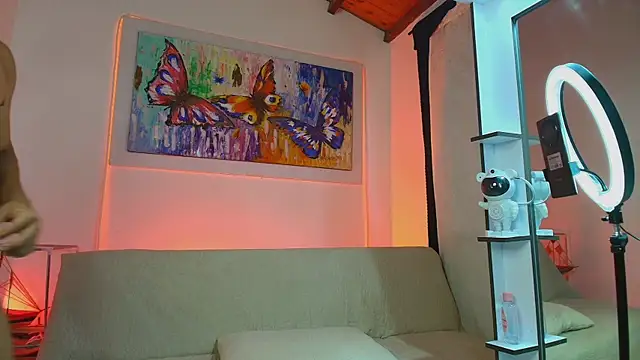Snapshot of jhon_nicolas chatting on June 6, 9:08 pm jhon nicolas online show from June 6, 9:08 pm