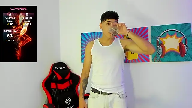 justin payn14 online show from February 20, 7:25 pm