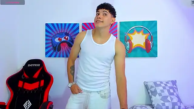 justin payn14 online show from February 24, 7:23 pm