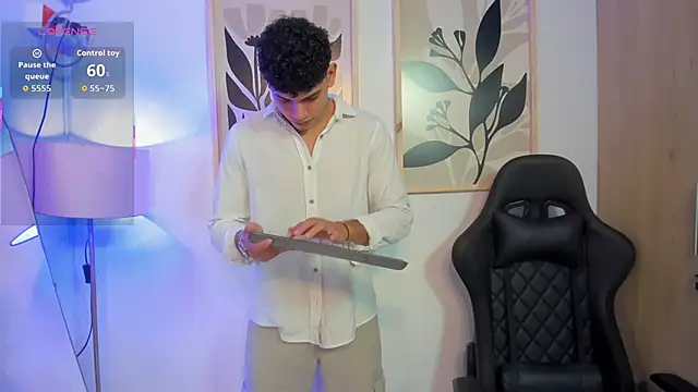 justin payn14 online show from April 30, 3:02 am
