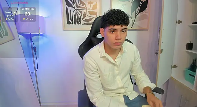 justin payn14 online show from June 7, 12:31 pm