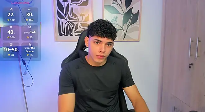 justin payn14 online show from June 14, 1:24 pm