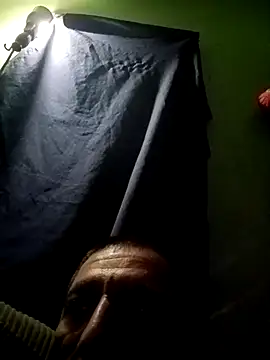 bigbooietx online show from February 18, 8:32 am