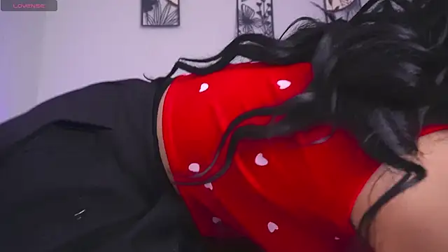 loveegirll1 online show from April 23, 4:24 am