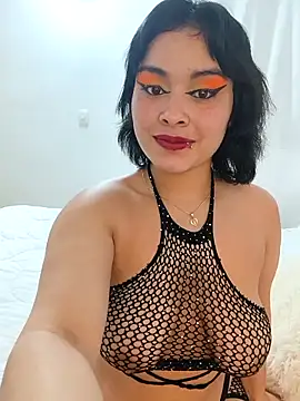 zoe love18 online show from April 29, 5:33 am