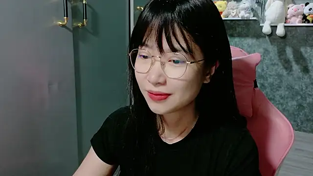 Linne6789 online show from June 26, 3:11 am