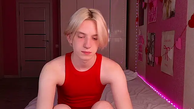Snapshot of Ron_Vilss chatting on June 20, 4:21 pm Ron Vilss online show from June 20, 4:21 pm