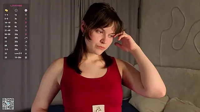 DelindaToste online show from March 13, 6:14 pm