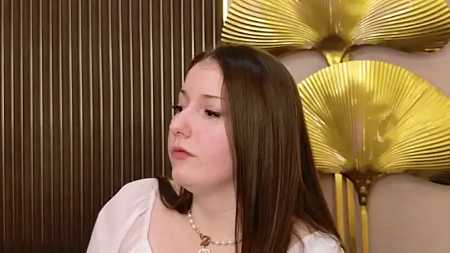 Anora Mills online show from February 14, 4:15 pm