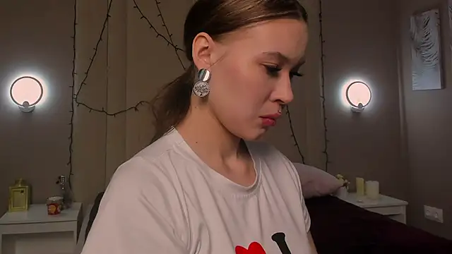 MemoriRae online show from March 13, 9:16 am