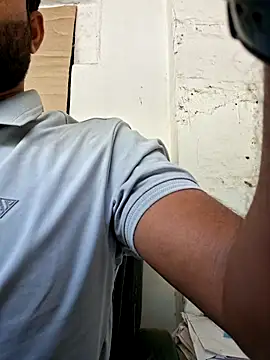 hot---boy1 online show from February 22, 5:19 am