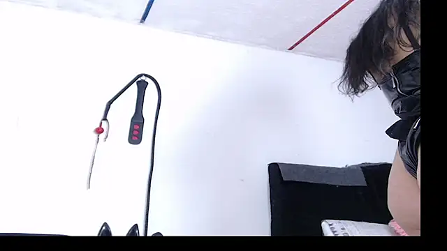 Girl Bondage online show from May 1, 3:27 pm