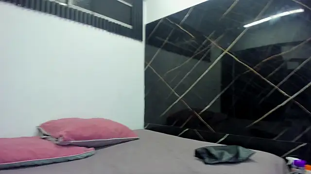 Ana-Spencer online show from February 2, 11:42 am