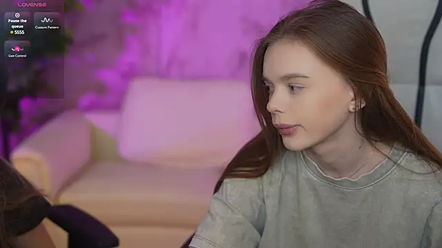 Snapshot of Zlata_Sky chatting on January 17, 7:49 pm Zlata Sky online show from January 17, 7:49 pm