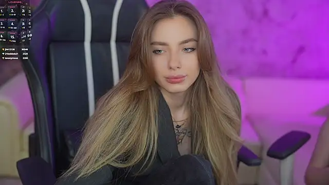 Snapshot of Zlata_Sky chatting on January 22, 10:48 pm Zlata Sky online show from January 22, 10:48 pm