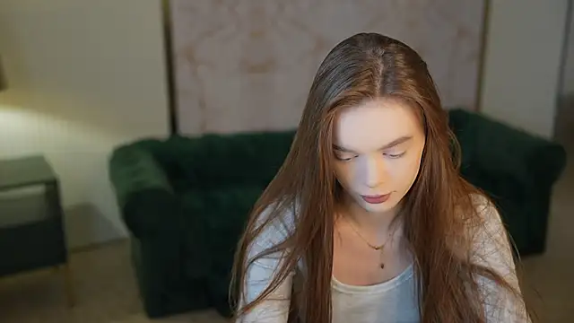 Snapshot of Zlata_Sky chatting on February 9, 7:52 pm Zlata Sky online show from February 9, 7:52 pm