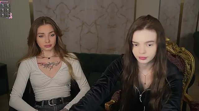 Snapshot of Zlata_Sky chatting on February 24, 10:47 pm Zlata Sky online show from February 24, 10:47 pm