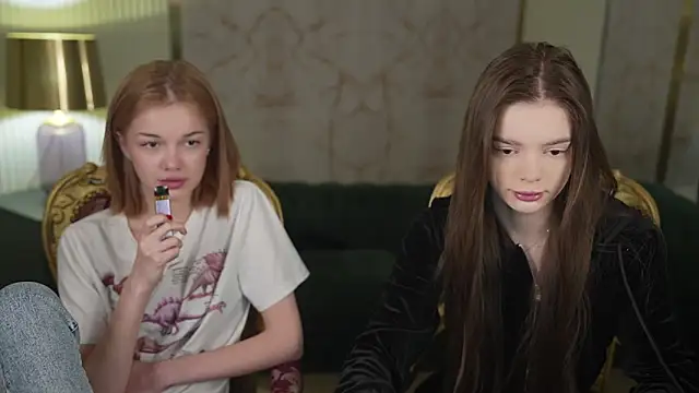 Snapshot of Zlata_Sky chatting on March 7, 7:38 pm Zlata Sky online show from March 7, 7:38 pm