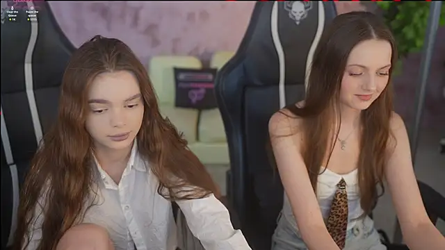 Snapshot of Zlata_Sky chatting on November 28, 3:25 pm Zlata Sky online show from November 28, 3:25 pm