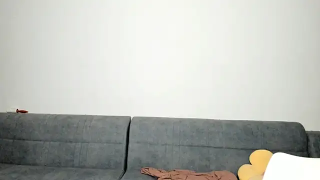 luna yum online show from March 8, 11:08 pm