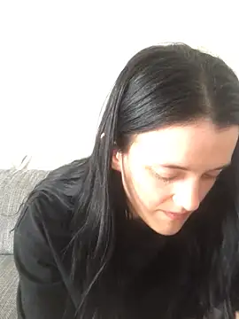 LeonieClaire online show from March 14, 12:21 pm