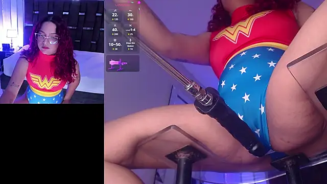 Snapshot of BriannaLux chatting on May 11, 8:28 pm BriannaLux online show from May 11, 8:28 pm
