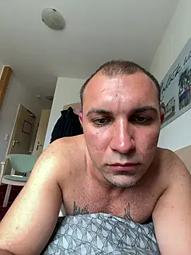 Snapshot of Schneewittchen030 chatting on July 5, 10:44 am Schneewittchen030 online show from July 5, 10:44 am